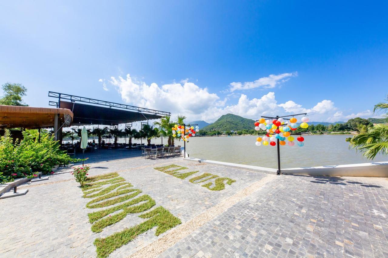 Oyo 426 Klaus Resort 芽庄 外观 照片