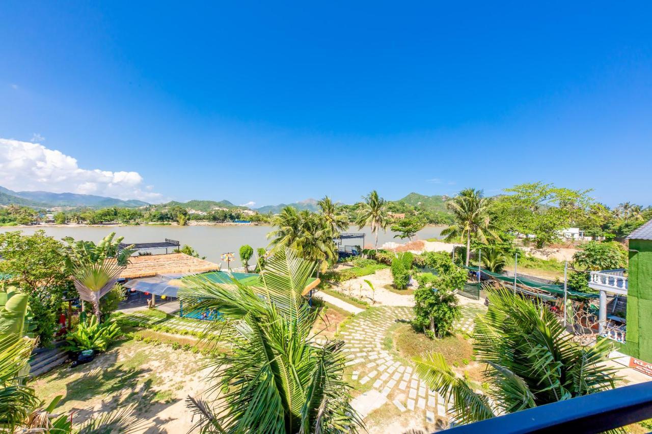 Oyo 426 Klaus Resort 芽庄 外观 照片